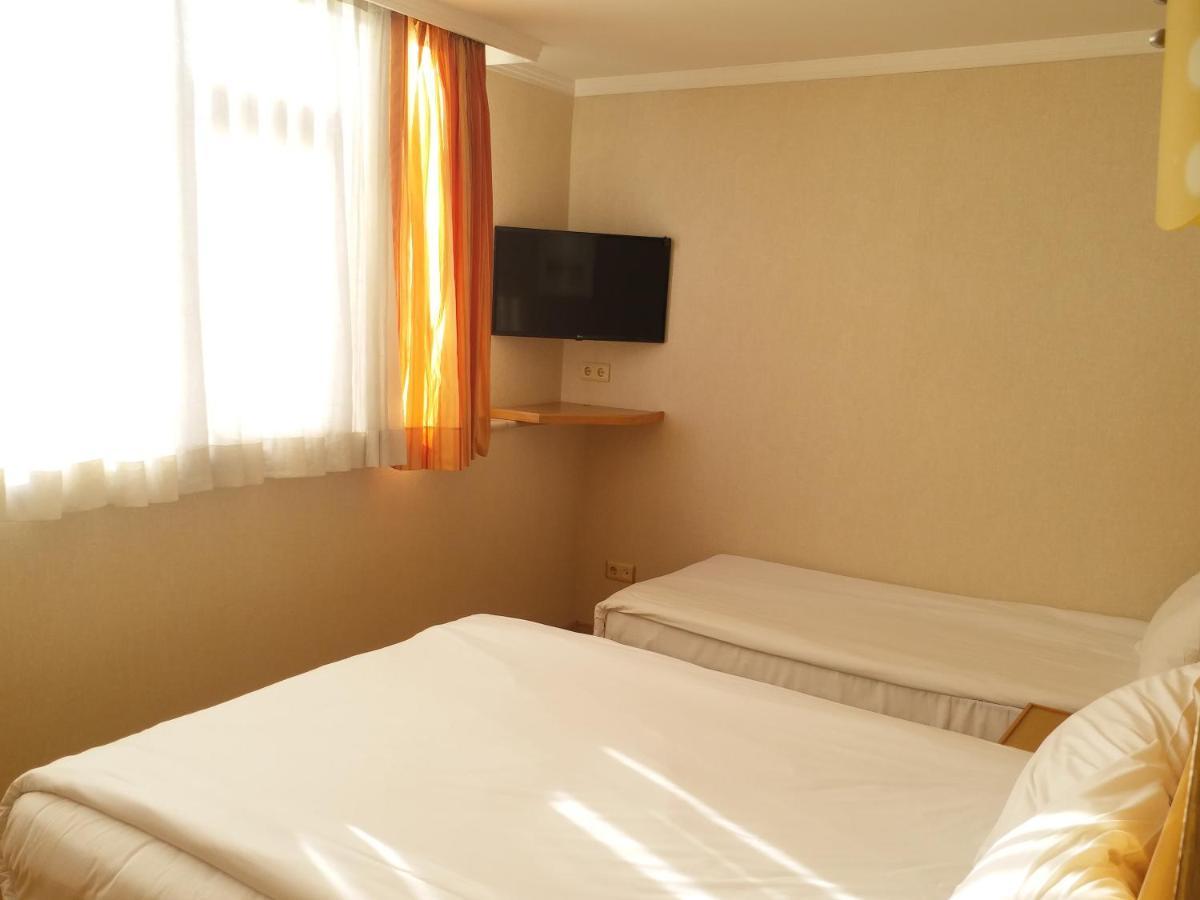 Hotel Inter Istanbul Bagian luar foto