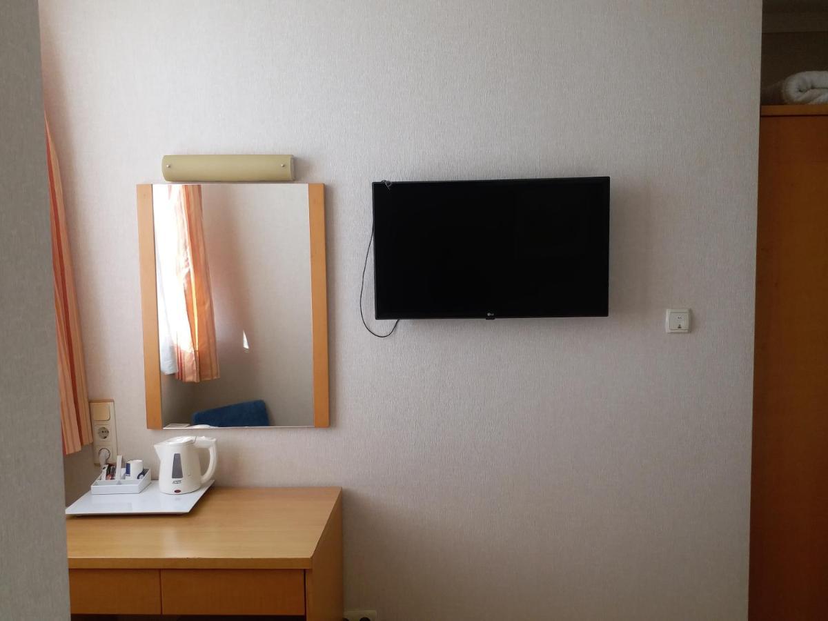 Hotel Inter Istanbul Bagian luar foto