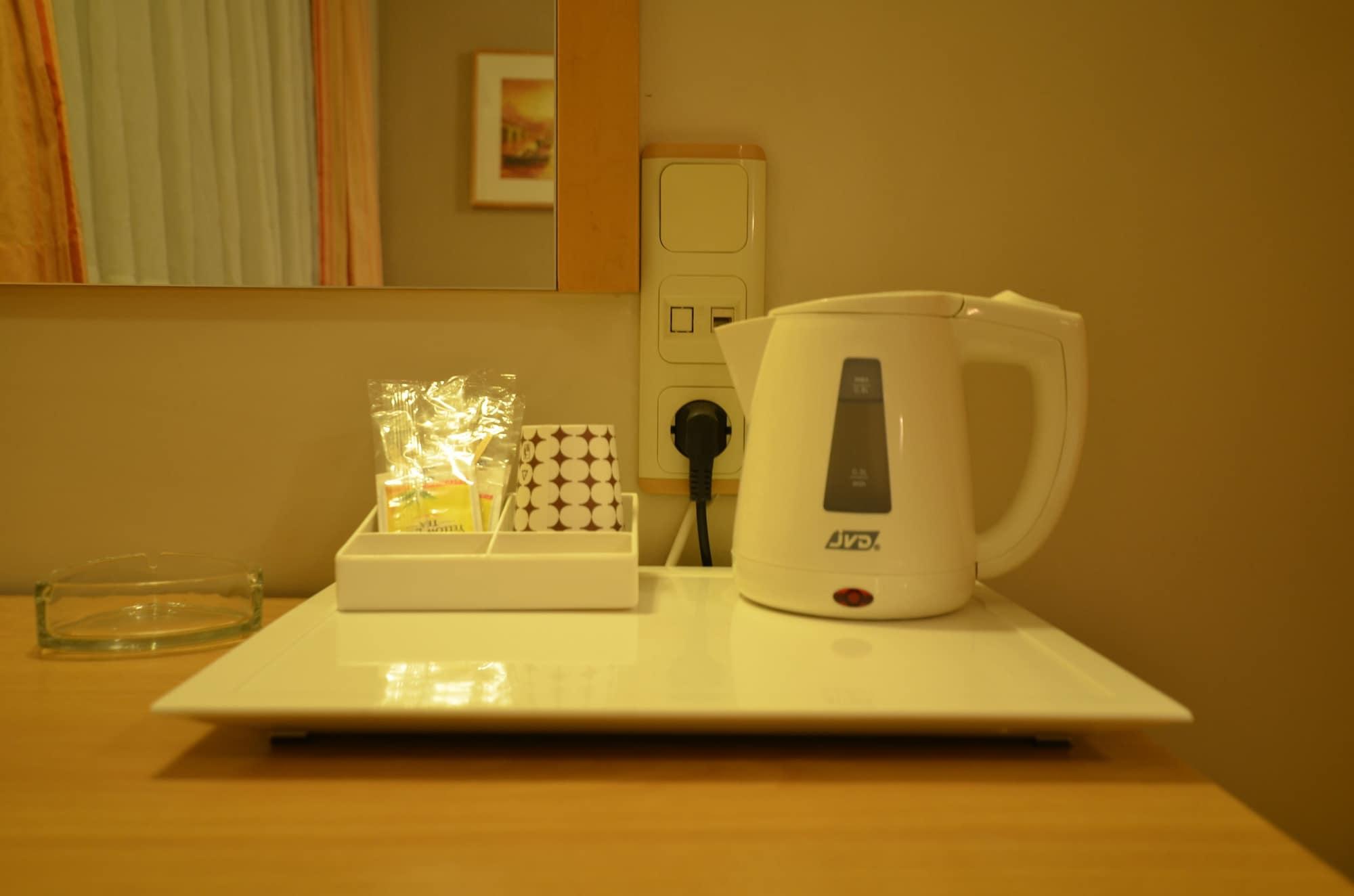 Hotel Inter Istanbul Bagian luar foto