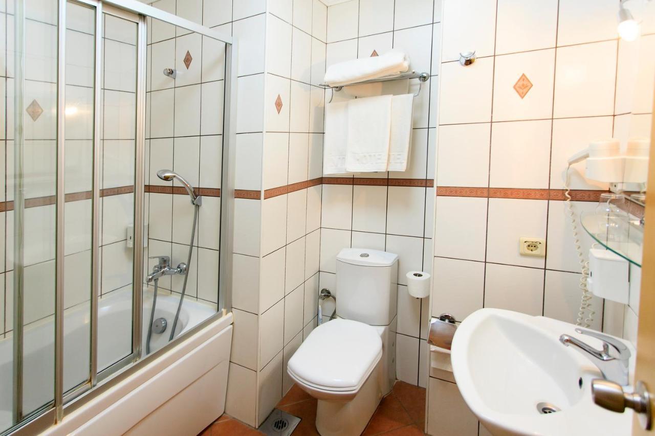 Hotel Inter Istanbul Bagian luar foto